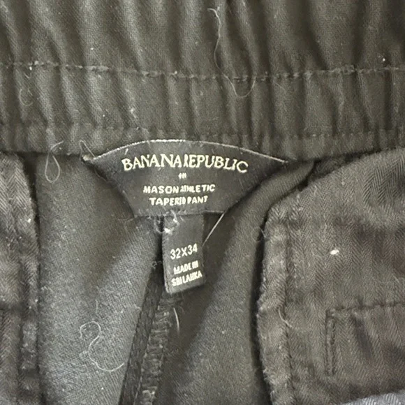 Banana Republic Black Elastic-Waist Chino Joggers - Picture 2 of 7